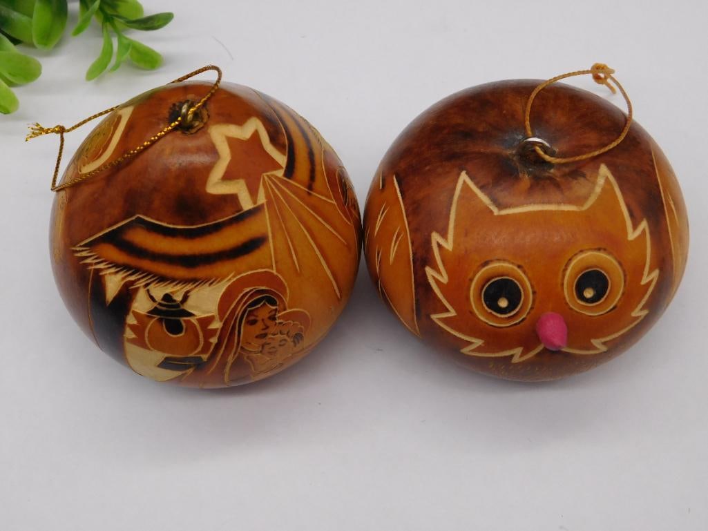 CARVED GOURD ORNAMENTS CHRISTMAS DECOR: CARVED GOURD ORNAMENTS CHRISTMAS DECOR