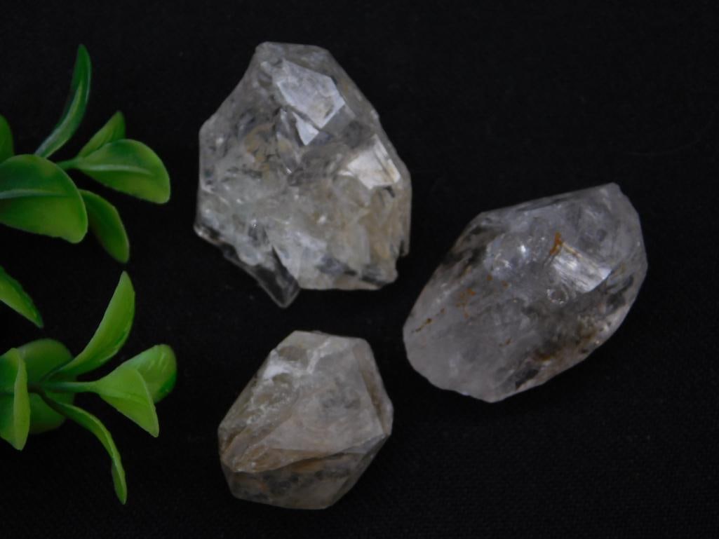 HERKIMER DIAMONDS ROCK STONE LAPIDARY SPECIMEN (1 of 2)