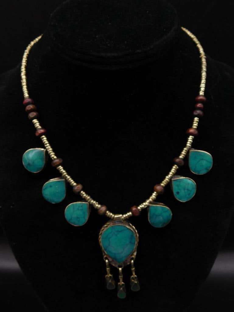 TURQUOISE NECKLACE ROCK STONE LAPIDARY SPECIMEN: TURQUOISE NECKLACE ROCK STONE LAPIDARY SPECIMEN