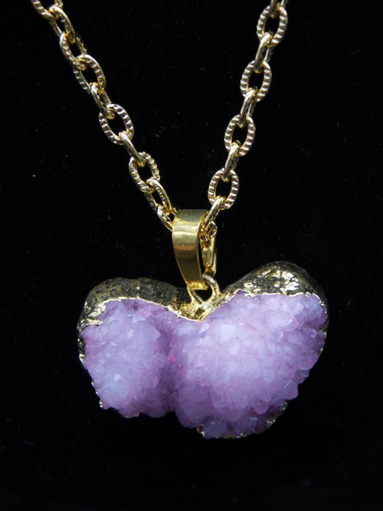 DRUZY AMETHYST PENDANT ON CHAIN NECKLACE: DRUZY AMETHYST PENDANT ON CHAIN NECKLACE