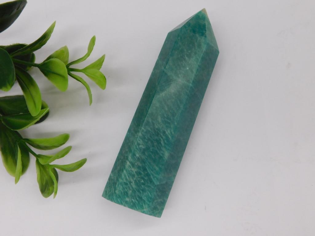 AMAZONITE TOWER ROCK STONE LAPIDARY SPECIMEN: AMAZONITE TOWER ROCK STONE LAPIDARY SPECIMEN