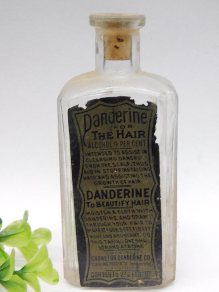 A VINTAGE KNOWLTON DANDERINE HAIR TONIC BOTTLE FROM STERLING PRODUCTS ANTIQUE: VINTAGE KNOWLTON DANDERINE HAIR TONIC BOTTLE FROM STERLING PRODUCTS ANTIQUE