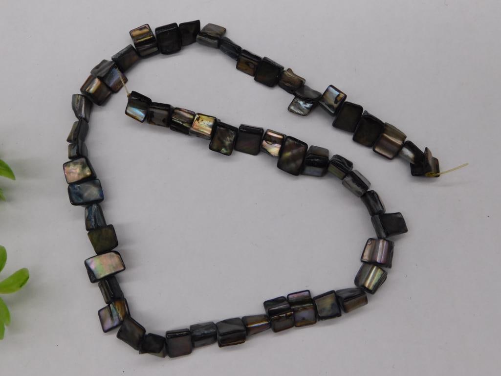 A SHELL BEADS ROCK STONE LAPIDARY SPECIMEN (1 of 2)