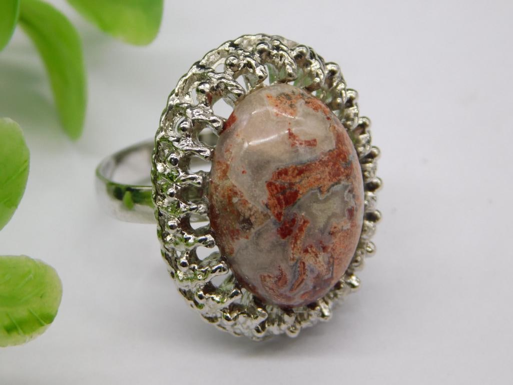 A LACE AGATE RING ROCK STONE LAPIDARY SPECIMEN (1 of 2)