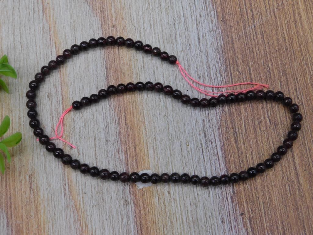 RED GARNET STONE BEADS ROCK STONE LAPIDARY SPECIMEN (1 of 3)