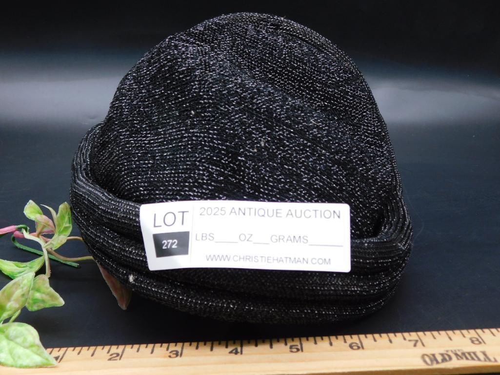 Black Textured Hat With Rounded Shape - 4