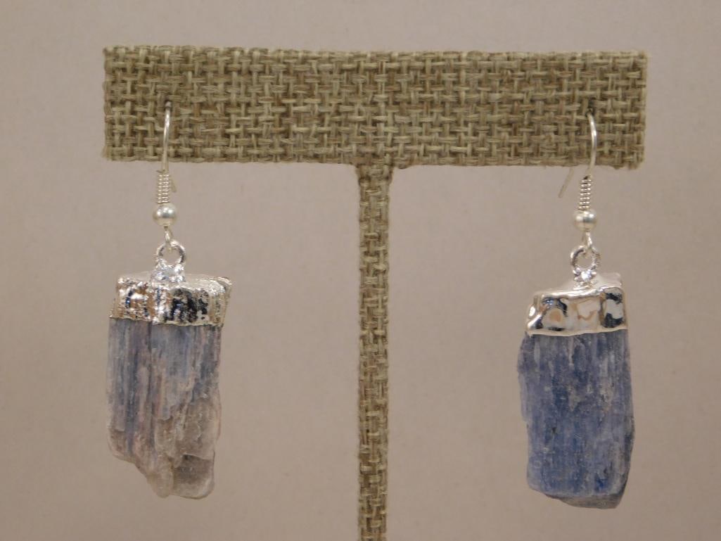 KYANITE EARRINGS ROCK STONE LAPIDARAY SPECIMEN: KYANITE EARRINGS ROCK STONE LAPIDARAY SPECIMEN