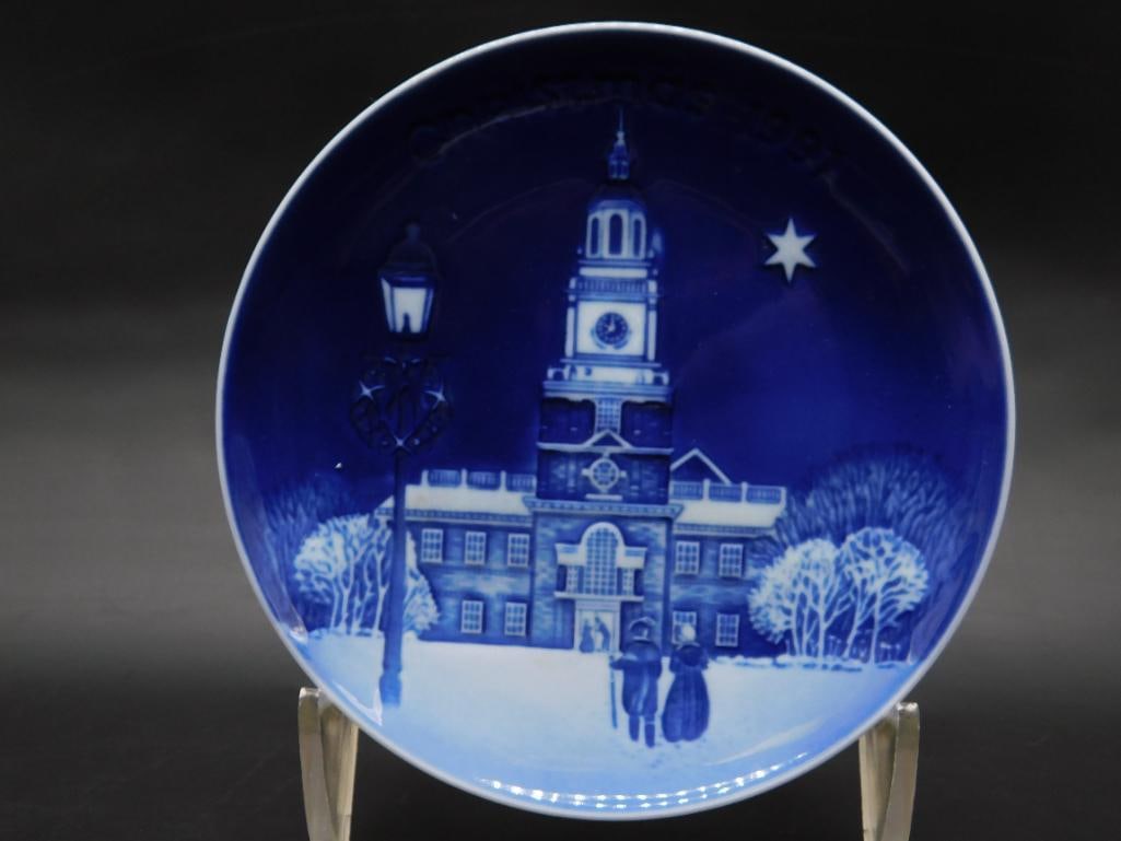 B&G COPENHAGEN CHRISTMAS EVE AT INDEPENDENCE HALL COLLECTORS PLATE VINTAGE ANTIQUE: B&G COPENHAGEN CHRISTMAS EVE AT INDEPENDENCE HALL COLLECTORS PLATE VINTAGE ANTIQUE