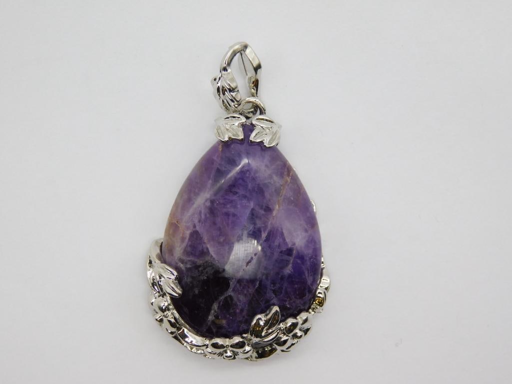 AMETHYST PENDANT ROCK STONE LAPIDARY SPECIMEN: AMETHYST PENDANT ROCK STONE LAPIDARY SPECIMEN