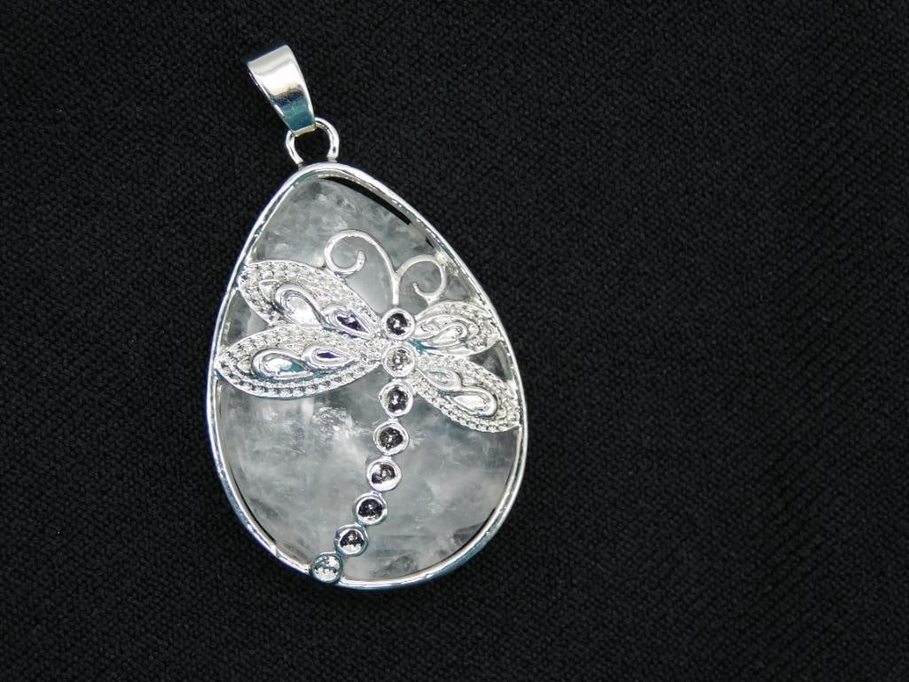 QUARTZ DRAGONFLY PENDANT ROCK STONE LAPIDARY SPECIMEN: QUARTZ DRAGONFLY PENDANT ROCK STONE LAPIDARY SPECIMEN