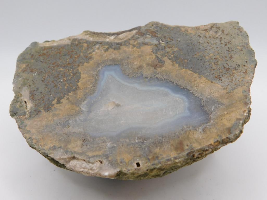 ROCK STONE LAPIDARY SPECIMEN: ROCK STONE LAPIDARY SPECIMEN