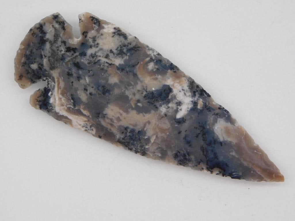 3 INCH HAND KNAPPED ARTIFACT TOOL ROCK STONE LAPIDARY SPECIMEN: 3 INCH HAND KNAPPED ARTIFACT TOOL ROCK STONE LAPIDARY SPECIMEN