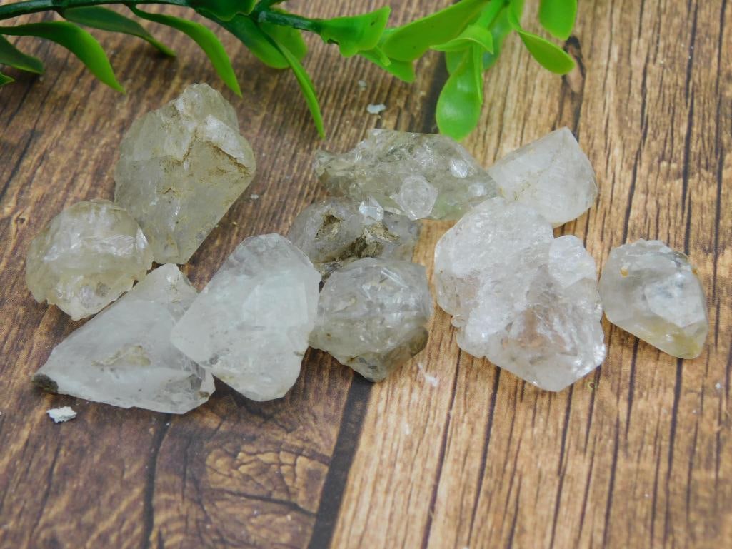 HERKIMER DIAMONDS ROCK STONE LAPIDARY SPECIMEN: HERKIMER DIAMONDS ROCK STONE LAPIDARY SPECIMEN