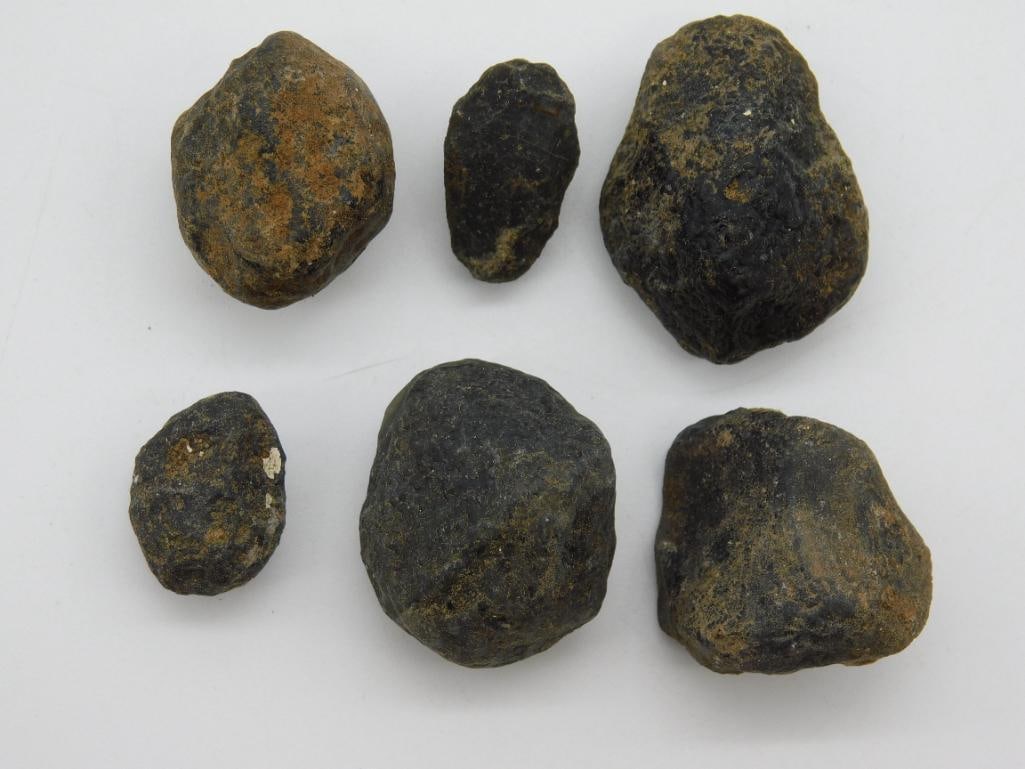 APACHE TEARS ROCK STONE LAPIDARY SPECIMEN: APACHE TEARS ROCK STONE LAPIDARY SPECIMEN