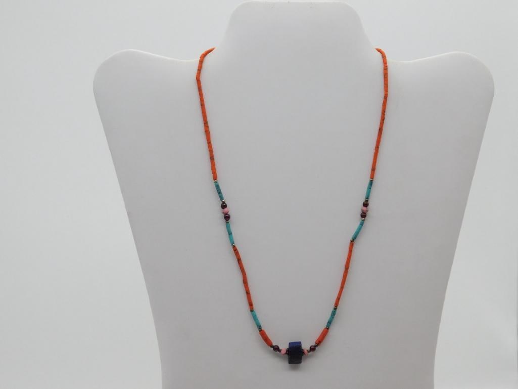 MIXED STONE NECKLACE ROCK STONE LAPIDARY SPECIMEN: MIXED STONE NECKLACE ROCK STONE LAPIDARY SPECIMEN