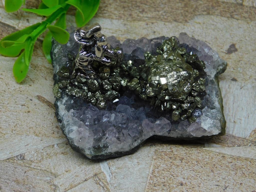 PYRITE MINER ON AMETHYST ROCK STONE LAPIDARY SPECIMEN: PYRITE MINER ON AMETHYST ROCK STONE LAPIDARY SPECIMEN