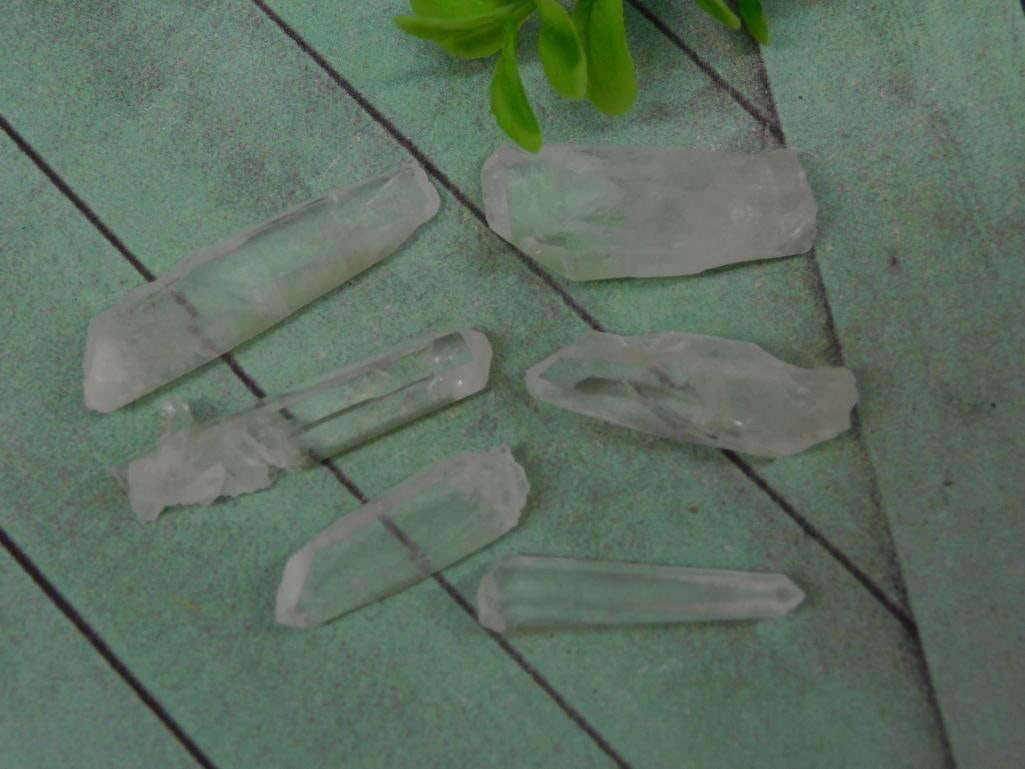 QUARTZ ROCK STONE LAPIDARY SPECIMEN: QUARTZ ROCK STONE LAPIDARY SPECIMEN