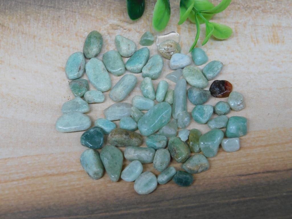 CHRYSOPRASE ROCK STONE LAPIDARY SPECIMEN: CHRYSOPRASE ROCK STONE LAPIDARY SPECIMEN