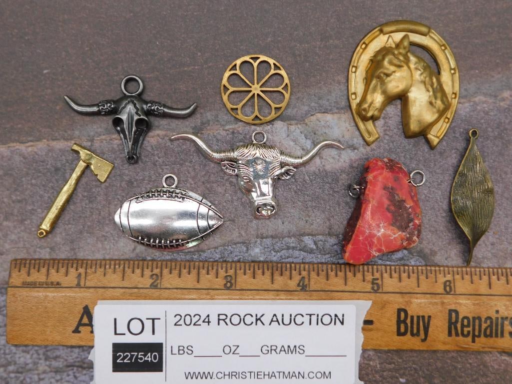 MIXED PENDANT LOT - 2