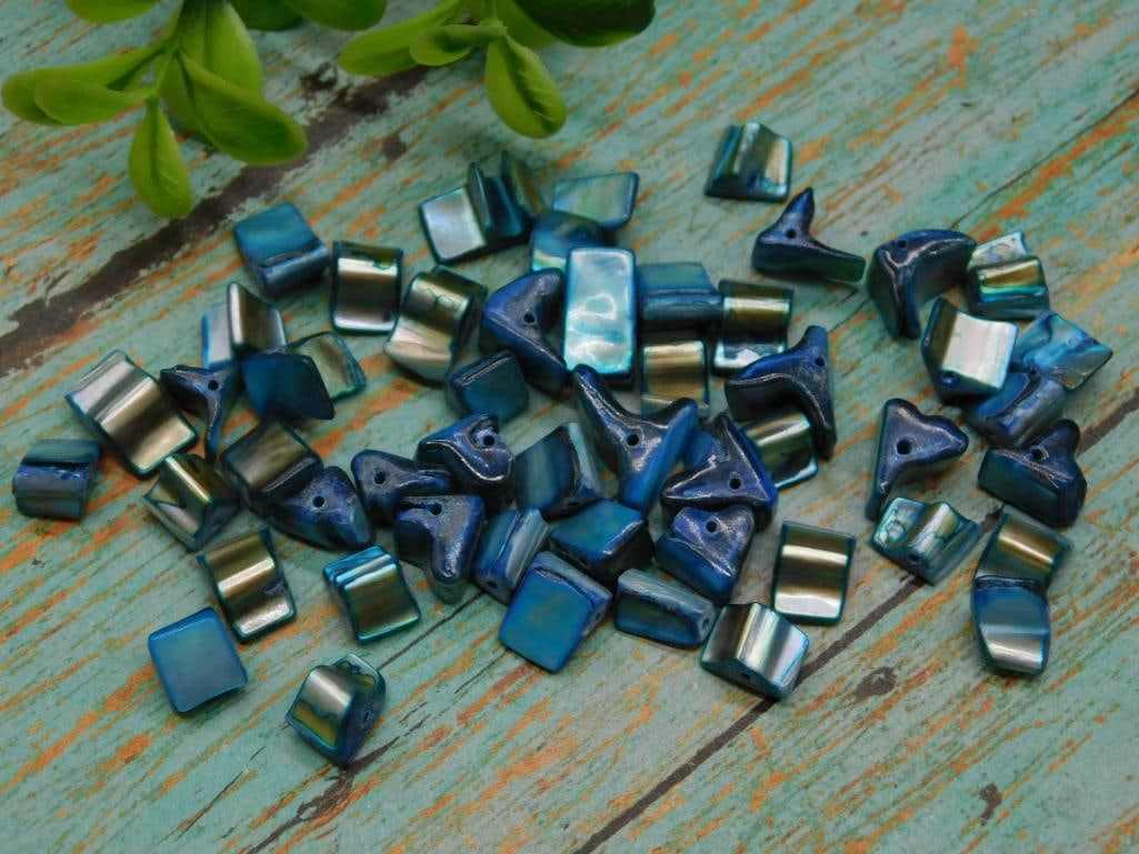 STONE BEADS ROCK STONE LAPIDARY SPECIMEN: STONE BEADS ROCK STONE LAPIDARY SPECIMEN