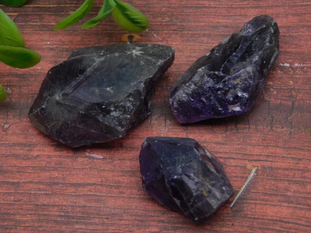 AMETHYST ROCK STONE LAPIDARY SPECIMEN: AMETHYST ROCK STONE LAPIDARY SPECIMEN