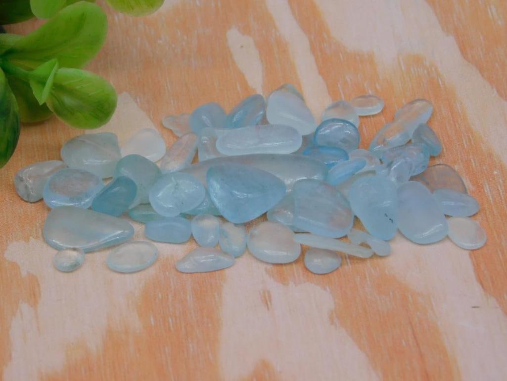 AQUAMARINE ROCK STONE LAPIDARY SPECIMEN: AQUAMARINE ROCK STONE LAPIDARY SPECIMEN