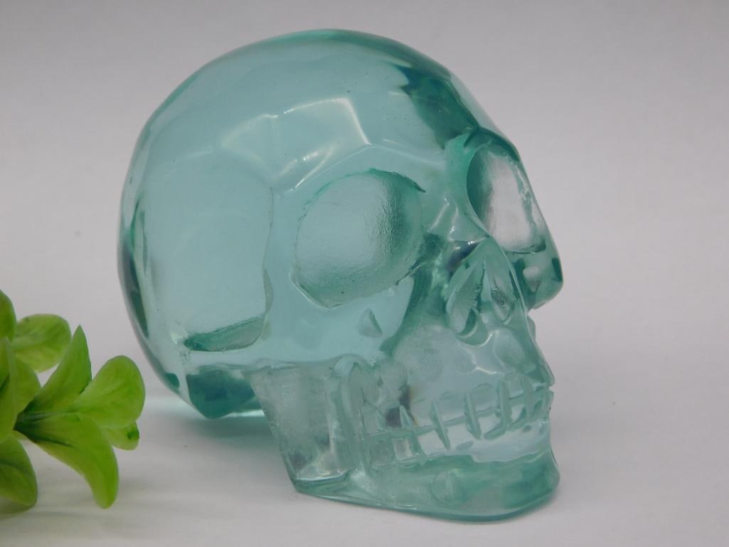 FLUORITE SKULL ROCK STONE LAPIDARY SPECIMEN: FLUORITE SKULL ROCK STONE LAPIDARY SPECIMEN