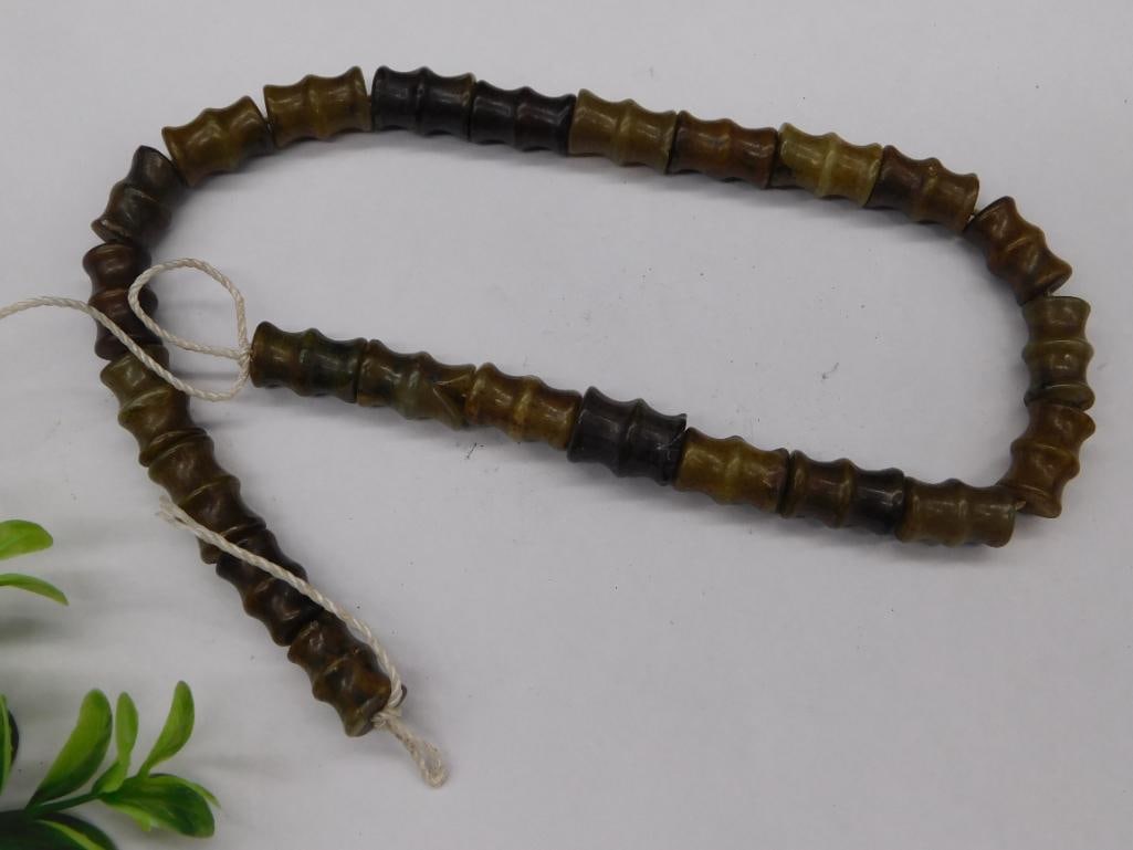 B CARVED BEADS ROCK STONE LAPIDARY SPECIMEN: CARVED BEADS ROCK STONE LAPIDARY SPECIMEN