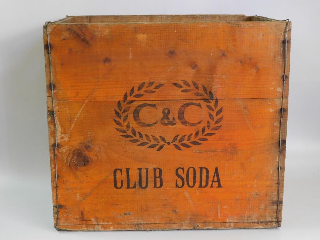 ADVERTISING CRATE FILLED WITH GLASS SELTZER SIPHON SYPHON BOTTLES MID CENTURY ANTIQUE: ADVERTISING CRATE FILLED WITH GLASS SELTZER SIPHON SYPHON BOTTLES MID CENTURY ANTIQUE