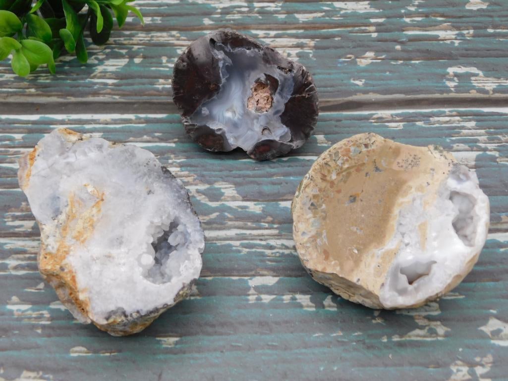 MIXED LOT ROCK STONE LAPIDARY SPECIMEN: MIXED LOT ROCK STONE LAPIDARY SPECIMEN