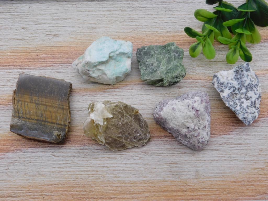 MIXED LOT ROCK STONE LAPIDARY SPECIMEN: MIXED LOT ROCK STONE LAPIDARY SPECIMEN