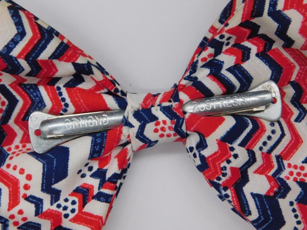 Vintage Bow Tie with Chevron Pattern Decor - 2