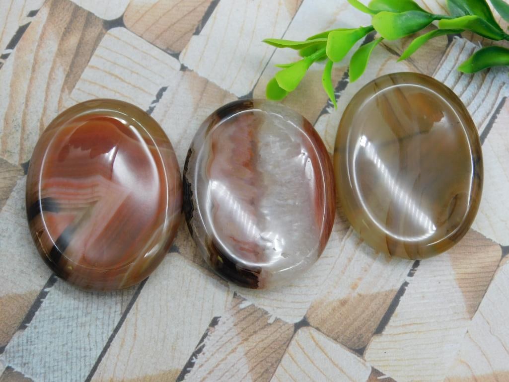 WORRY STONES ROCK STONE LAPIDARY SPECIMEN: WORRY STONES ROCK STONE LAPIDARY SPECIMEN