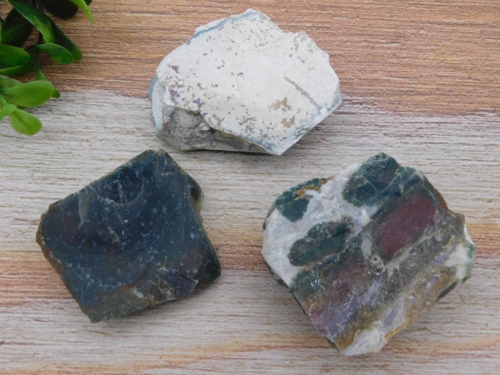 MIXED ROUGH ROCK ROCK STONE LAPIDARY SPECIMEN: MIXED ROUGH ROCK ROCK STONE LAPIDARY SPECIMEN