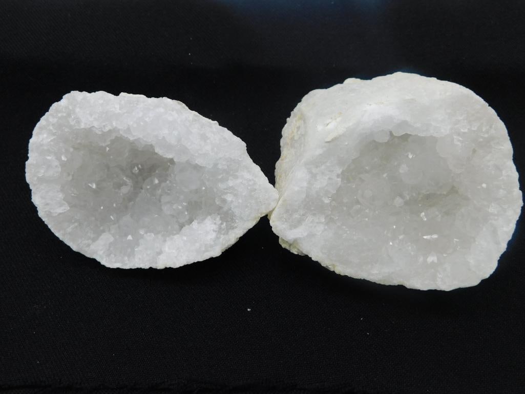 GEODE ROCK STONE LAPIDARY SPECIMEN: GEODE ROCK STONE LAPIDARY SPECIMEN