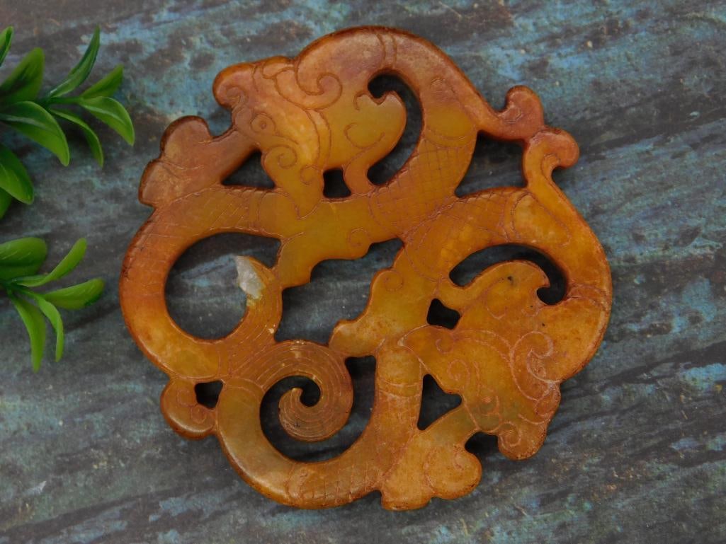 CARVED JADE ROCK STONE LAPIDARY SPECIMEN: CARVED JADE ROCK STONE LAPIDARY SPECIMEN