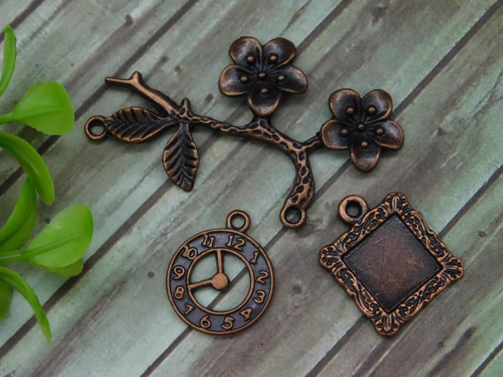 MIXED PENDANTS ROCK STONE LAPIDARY SPECIMEN: MIXED PENDANTS ROCK STONE LAPIDARY SPECIMEN