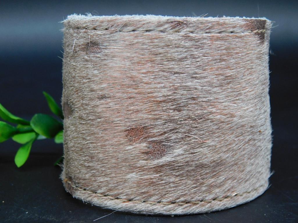 COW HIDE MONEY HOLDER CUFF BRACELET: COW HIDE MONEY HOLDER CUFF BRACELET