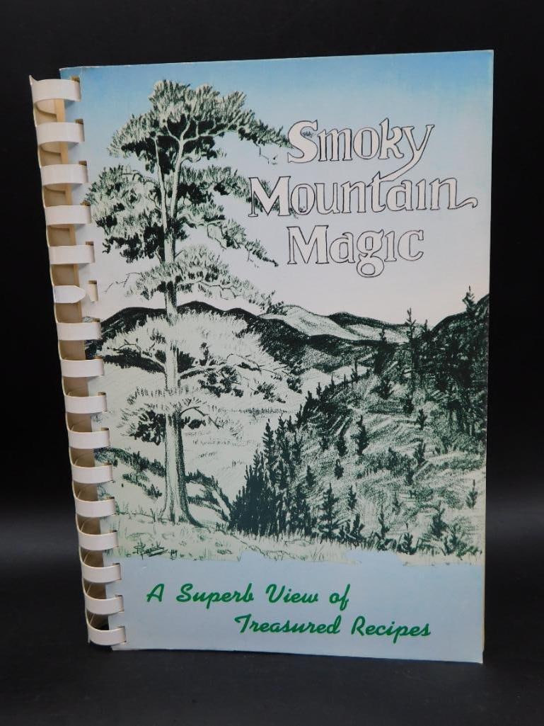 SMOKY MOUNTAIN MAGIC A SUPERB VIEW OF TREASURED RECIPES BOOK BY THE JUNIOR SERVICE LEAGUE: SMOKY MOUNTAIN MAGIC A SUPERB VIEW OF TREASURED RECIPES BOOK BY THE JUNIOR SERVICE LEAGUE