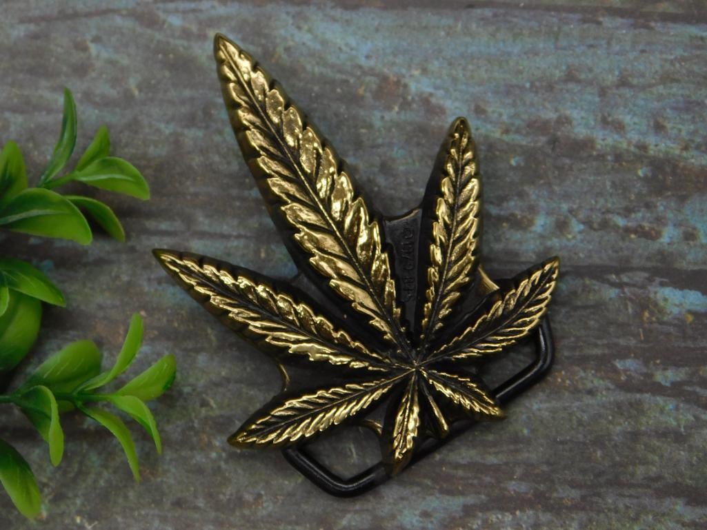 SOLID BRASS BELT BUCKLE MADE IN USA: SOLID BRASS BELT BUCKLE MADE IN USA