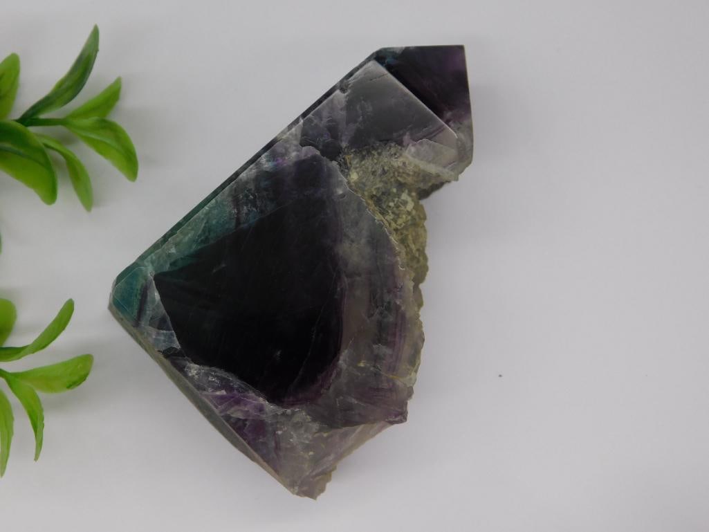FLUORITE ROCK STONE LAPIDARY SPECIMEN: FLUORITE ROCK STONE LAPIDARY SPECIMEN