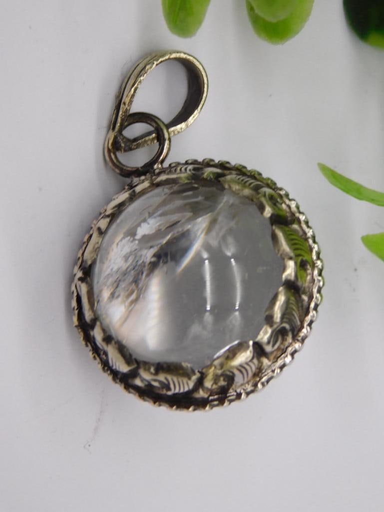 GENUINE STONE PENDANT ROCK STONE LAPIDARY SPECIMEN: GENUINE STONE PENDANT ROCK STONE LAPIDARY SPECIMEN