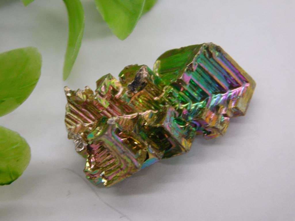 BISMUTH ROCK STONE LAPIDARY SPECIMEN: BISMUTH ROCK STONE LAPIDARY SPECIMEN