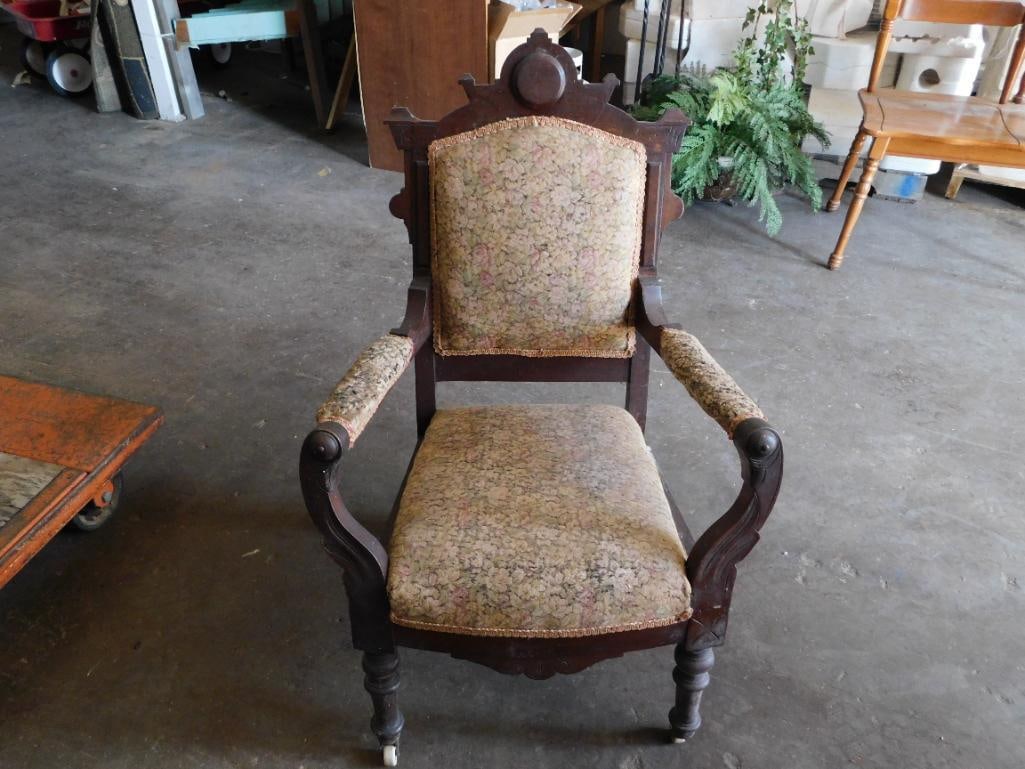 WOODEN PARLOR ARMCHAIR VINTAGE ANTIQUE: PICK UP APRIL 2ND FROM 12-2 IN THAYER, MO OR BY APPOINTMENT ON A PRE-SCHEDULED DAY THAT MAY INCUR A FEE.