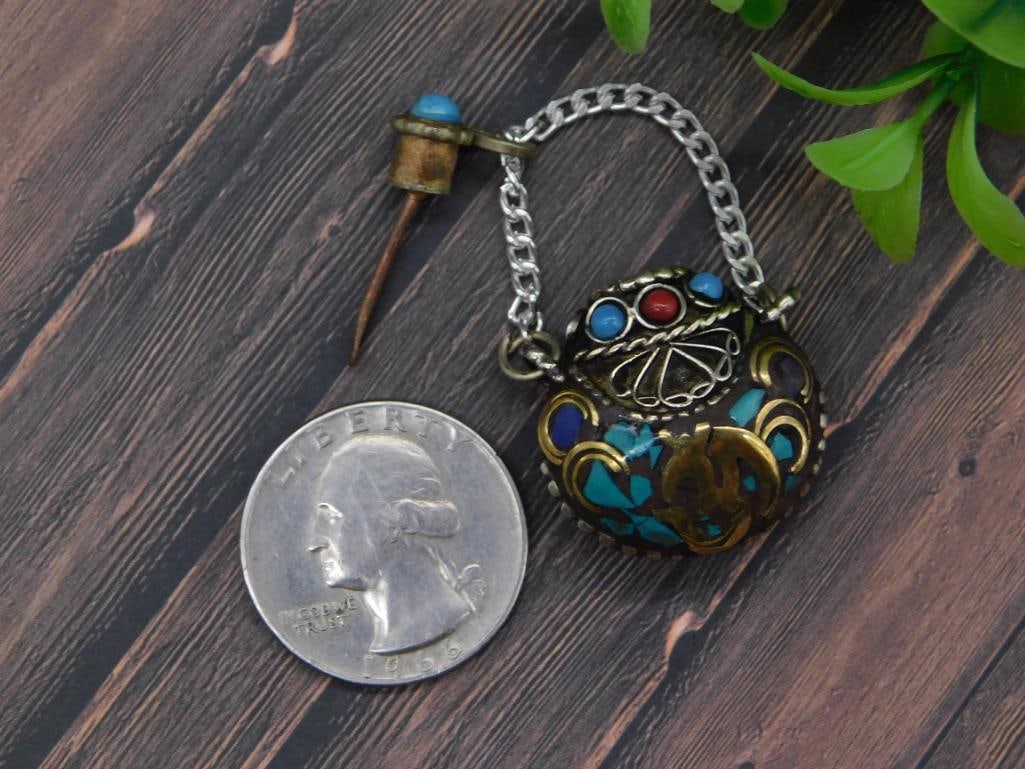 STONE-STUDDED SNUFF BOTTLE - 2