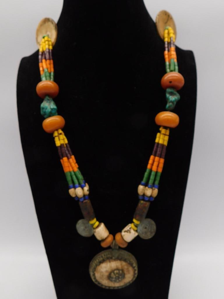 AFRICAN TRADE BEAD CEREMONIAL ORNATE NECKLACE: AFRICAN TRADE BEAD CEREMONIAL ORNATE NECKLACE