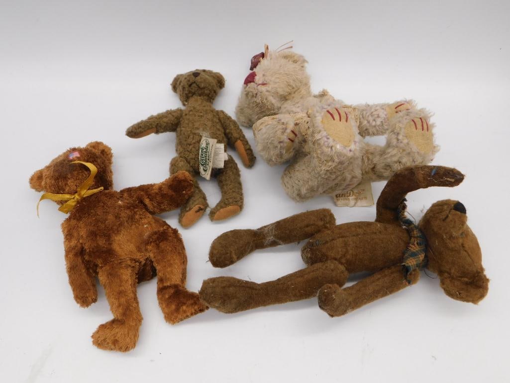 LOT OF FOUR VINTAGE TEDDY BEARS: LOT OF FOUR VINTAGE TEDDY BEARS