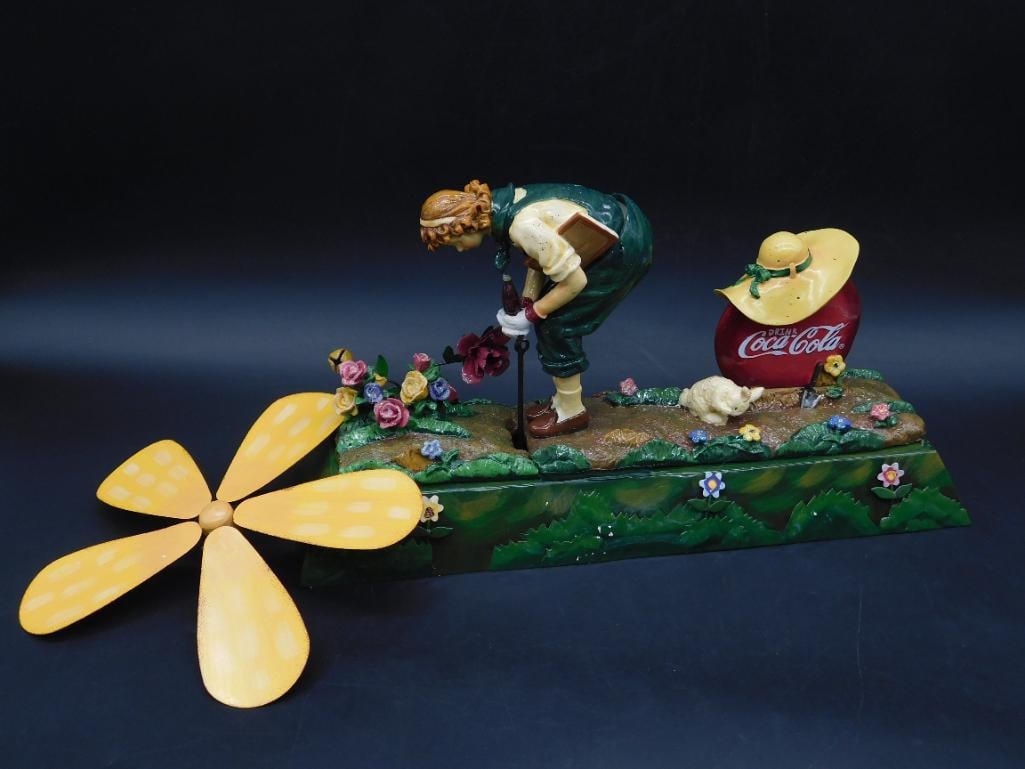 COCA-COLA COKE DECORATIVE GARDEN ACCESSORY: COCA-COLA COKE DECORATIVE GARDEN ACCESSORY