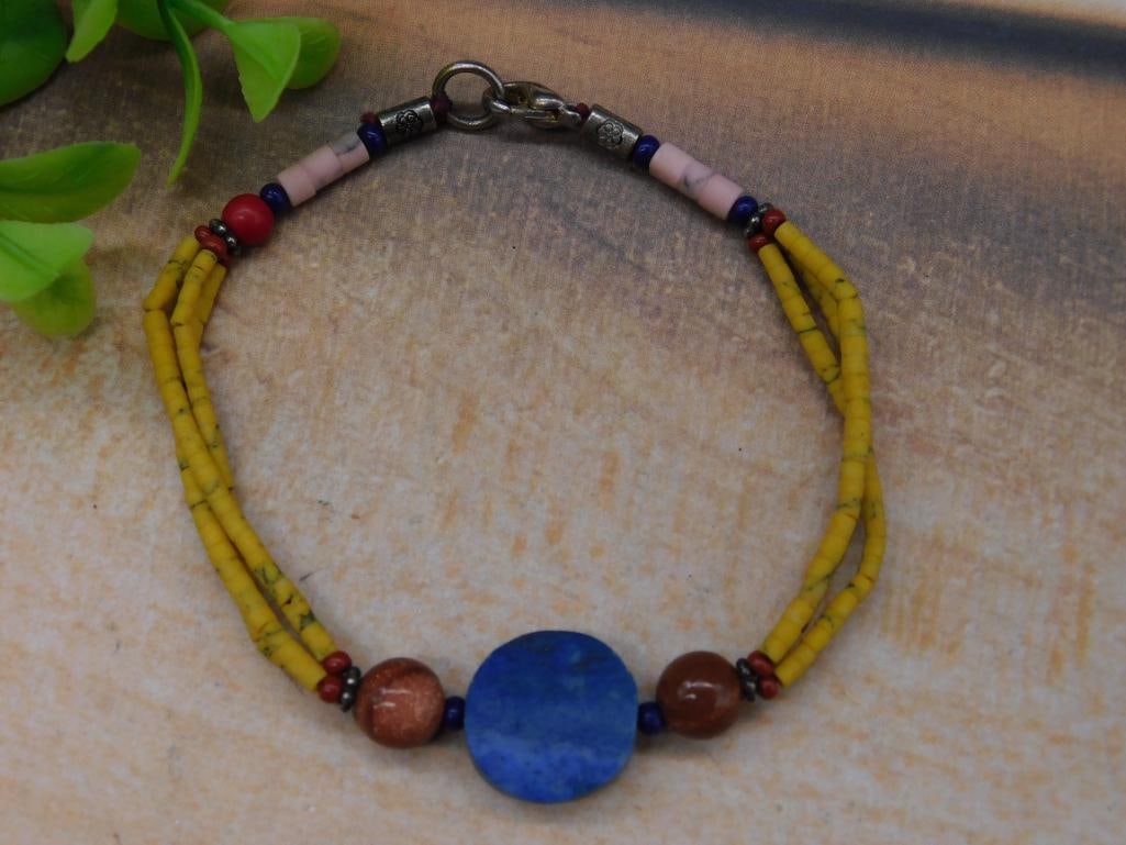 MIXED STONE BRACELET ROCK STONE LAPIDARY SPECIMEN: MIXED STONE BRACELET ROCK STONE LAPIDARY SPECIMEN