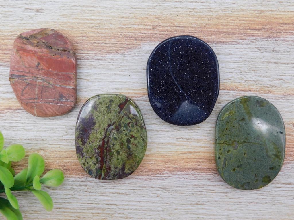 MIXED LOT ROCK STONE LAPIDARY SPECIMEN: MIXED LOT ROCK STONE LAPIDARY SPECIMEN